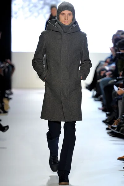 Look 27